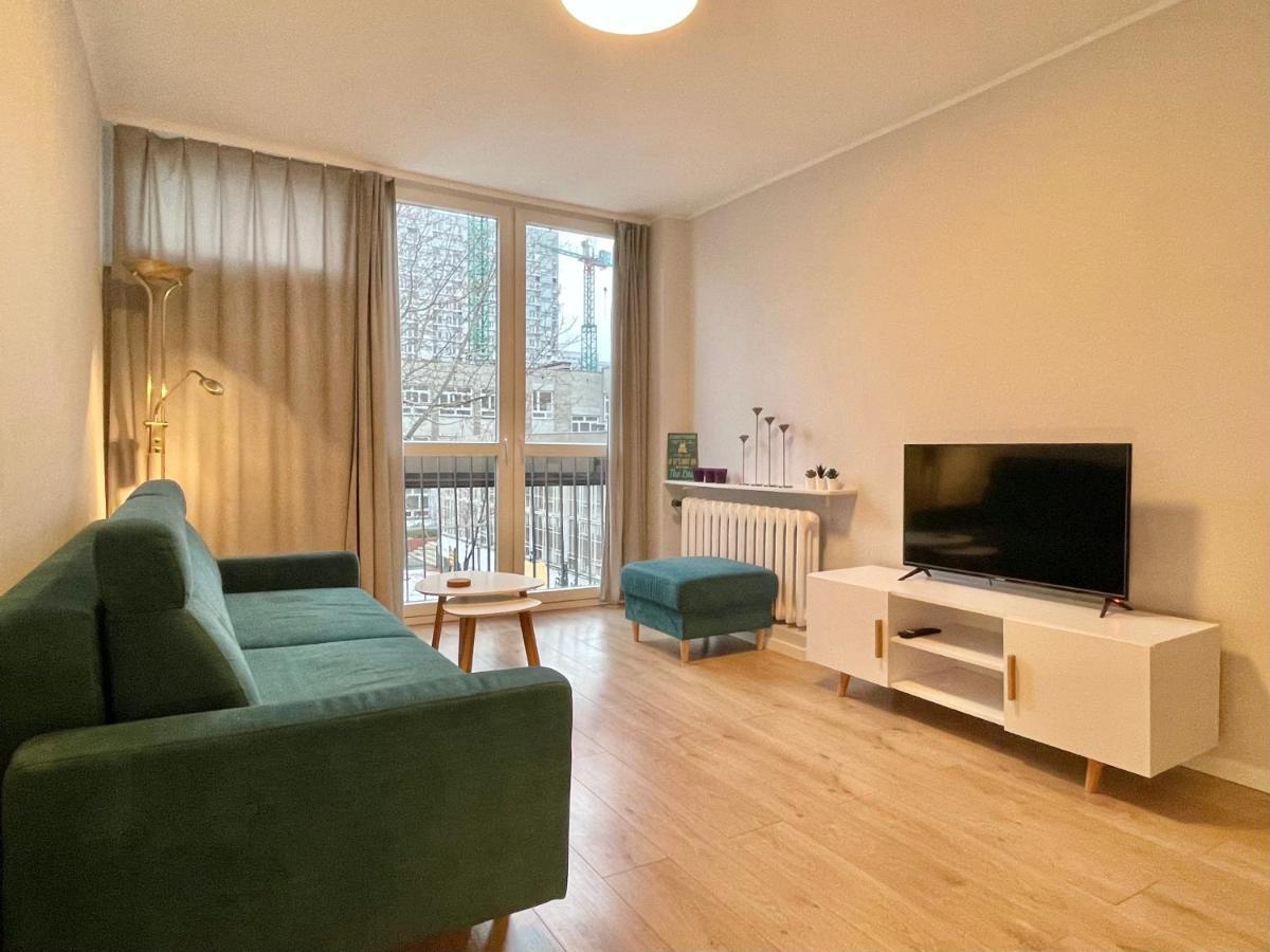 Apartament Przy Atrium, Stacja Metra Rondo Onz วอร์ซอ ภายนอก รูปภาพ