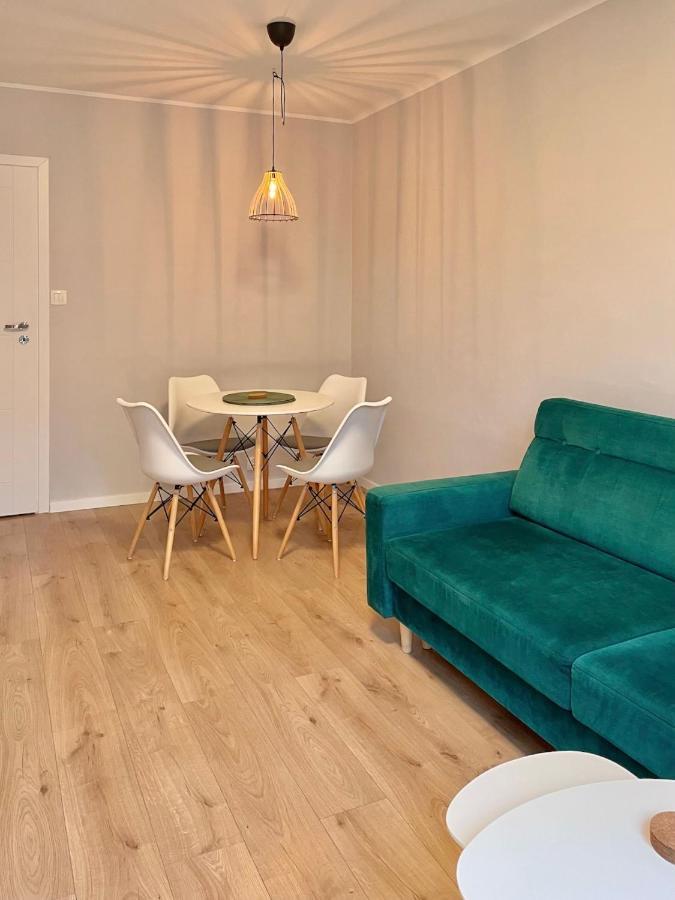 Apartament Przy Atrium, Stacja Metra Rondo Onz วอร์ซอ ภายนอก รูปภาพ